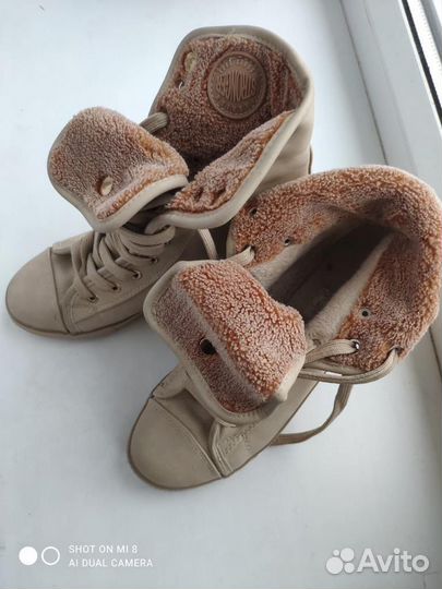 Ботинки утепленнве женские