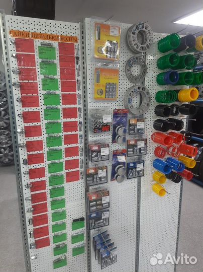 Viatti Brina Nordico V-522 215/60 R16 95T