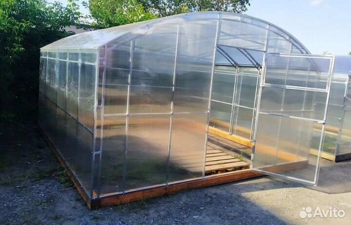 Теплица 3 на 4 метров с поликарбонатом 4мм