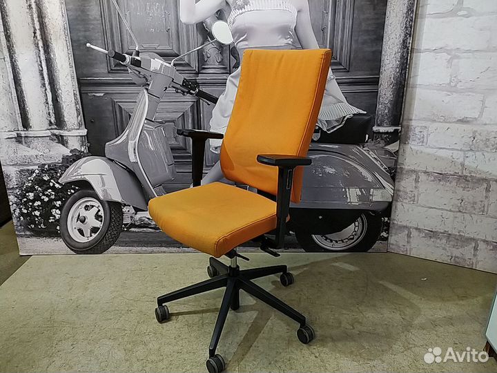 Кресло офисное dauphin бу 12-406