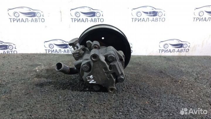 Насос гур Q7