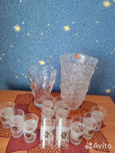 Рюмки 12 шт, ваза