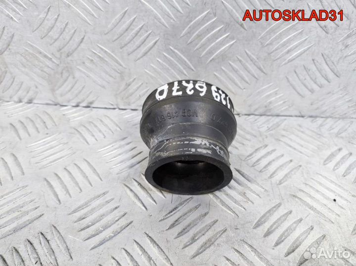 Патрубок турбины Volkswagen Golf 5 1J0129627D