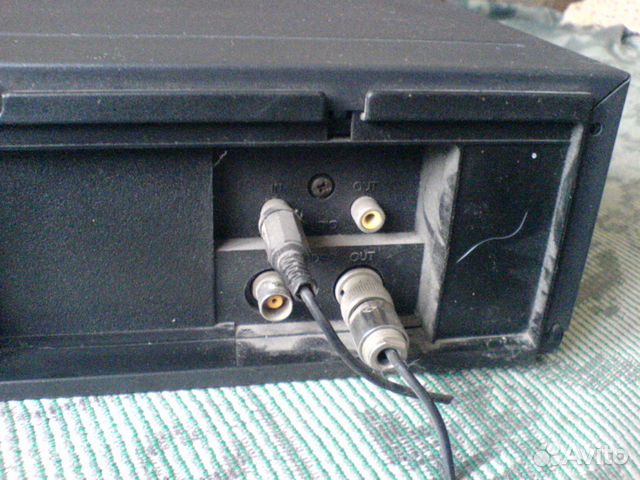 Видеомагнитофон funai V-8008CM