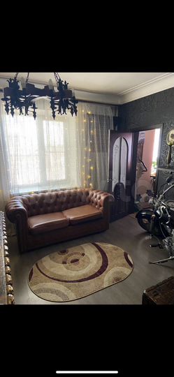 3-к. квартира, 64 м², 1/3 эт.