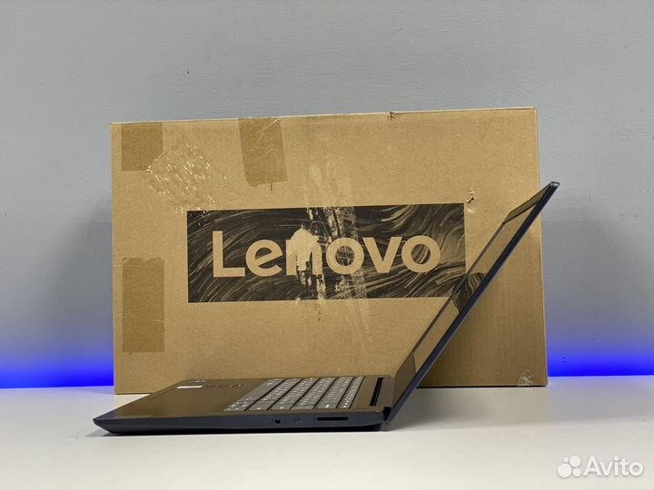 Шустрый ноут с IPS SSD512g 8g Core i3 11th