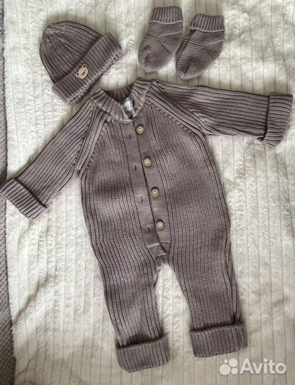 Вязаный комплект для малыша