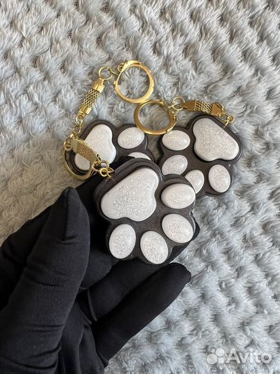 Брелки из смолы