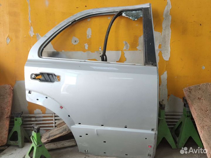 Дверь kia sorento 1