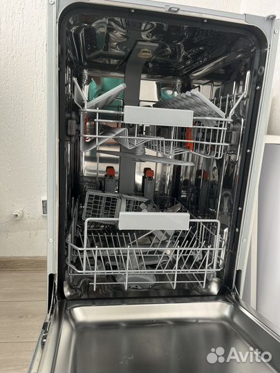 Посудомоечная машина Hotpoint-Ariston 45см