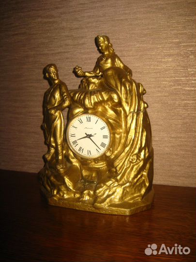 Часы Владимир настольные