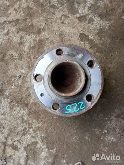 Ступица задняя Volvo S60