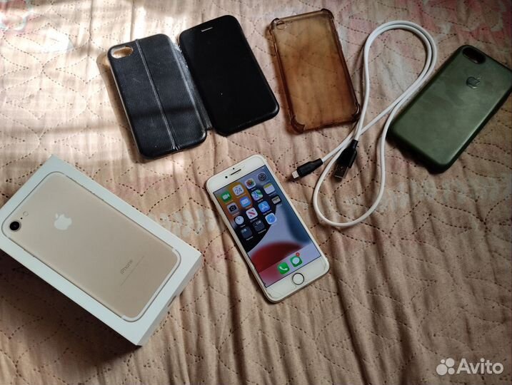 Телефон iPhone 7