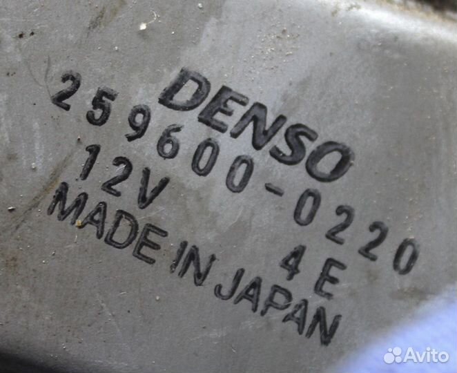 Моторчик стеклоочистителя задний Mitsubishi Colt