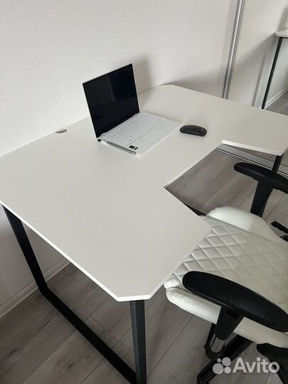 Игровой стол (компьютерный)