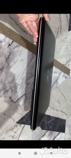 Ноутбук asus
