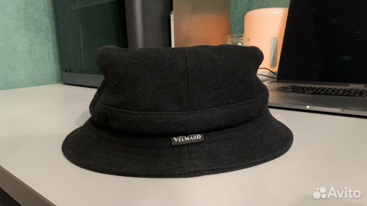 Шляпа шерстяная
