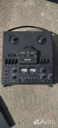 Катушечный магнитофон