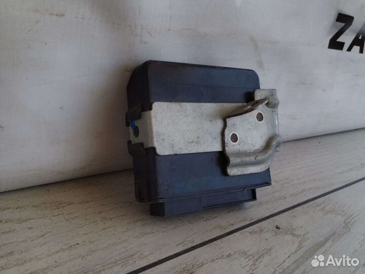 Land cruiser 200 Блок управления приводом