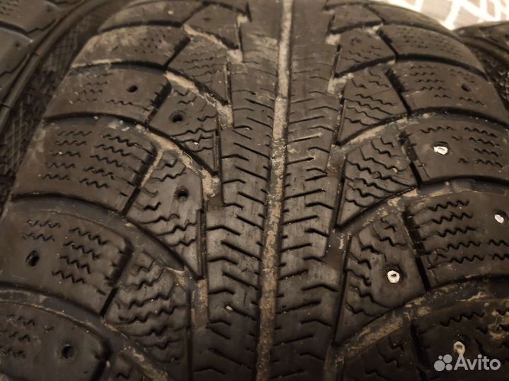 Gislaved Nord Frost 5 225/45 R17 94T