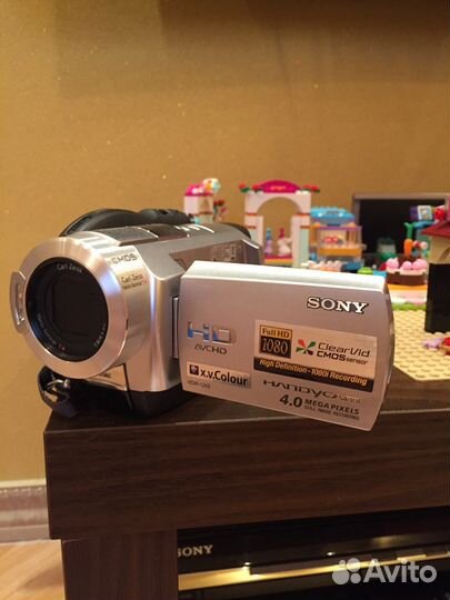 Видеокамера Sony hdr-ux5