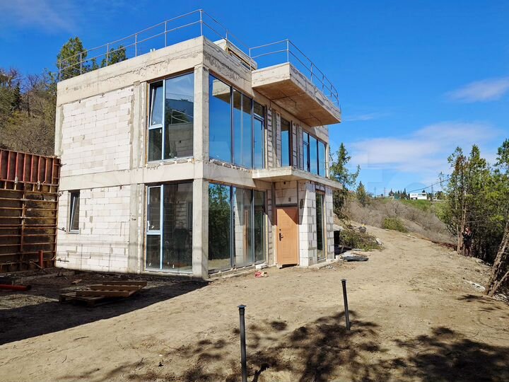 Дом 250 м² на участке 6 сот.