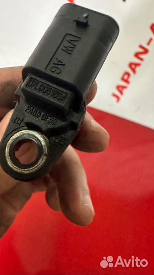 Датчик распредвала Audi A6 C6 2.8 ccea 2010