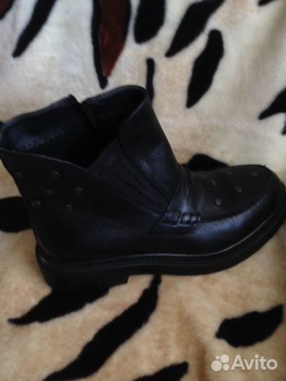 Ботинки на сплошной