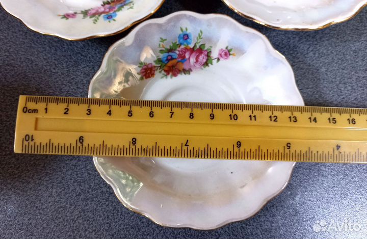 Чашки с блюдцем