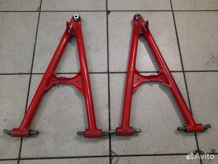 Нижние рычаги Polaris indy 600