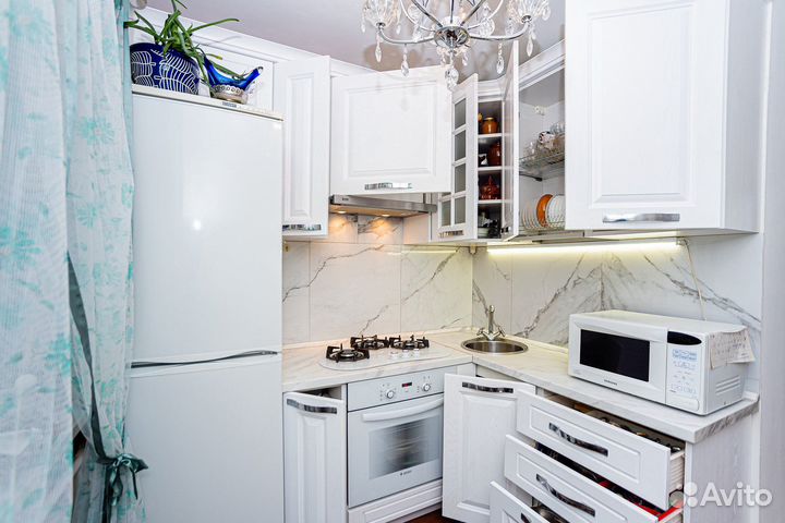 Кухня на заказ, встроенная в ваше помещение