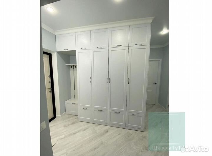 Шкафчик для ванной