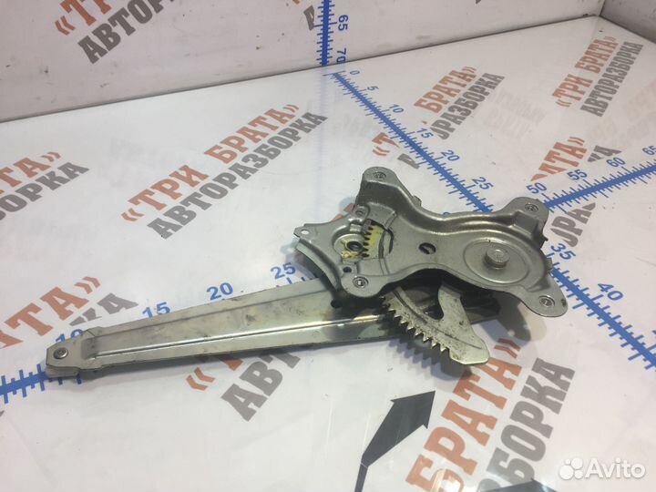 Стеклоподъемник задний (электрический) Прав