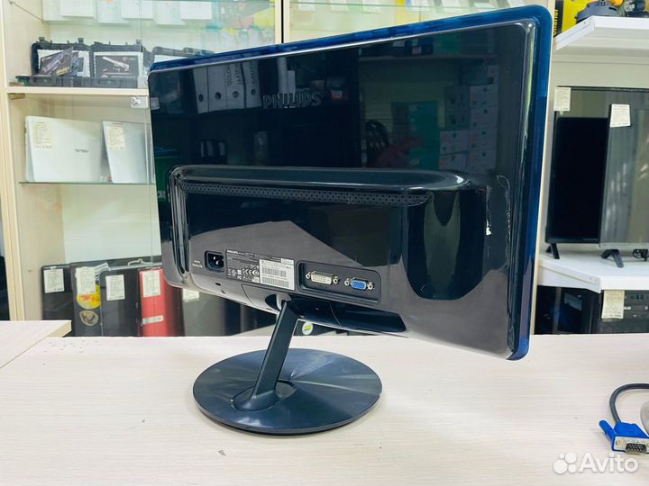 ЖК Монитор Philips 18.5