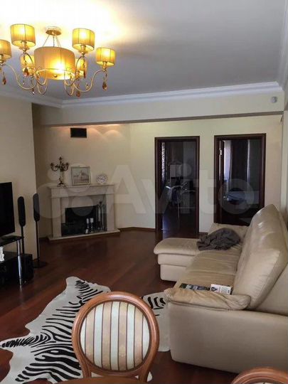 3-к. квартира, 111 м², 3/3 эт.