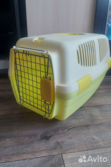 Переноска для кошек и собак