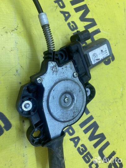 Стеклоподъёмник передний правый Fiat Albea