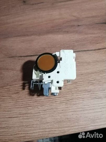 Реле пускозащитное для холодильника