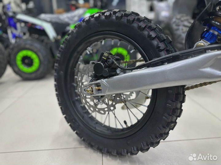 Кроссовый мотоцикл Apollo RFZ start 125LE 140 куб