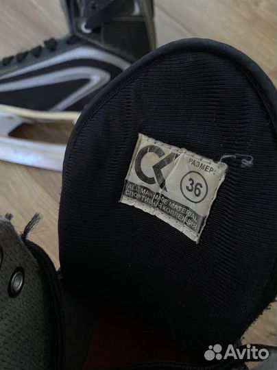 Коньки хоккейные Senator