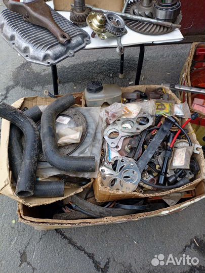 Запчасти на Москвич 412