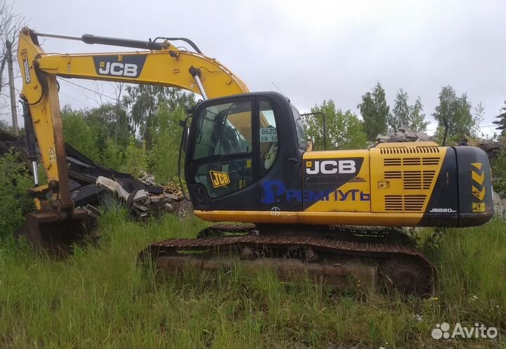 Гусеничный экскаватор JCB JS 220SC, 2013