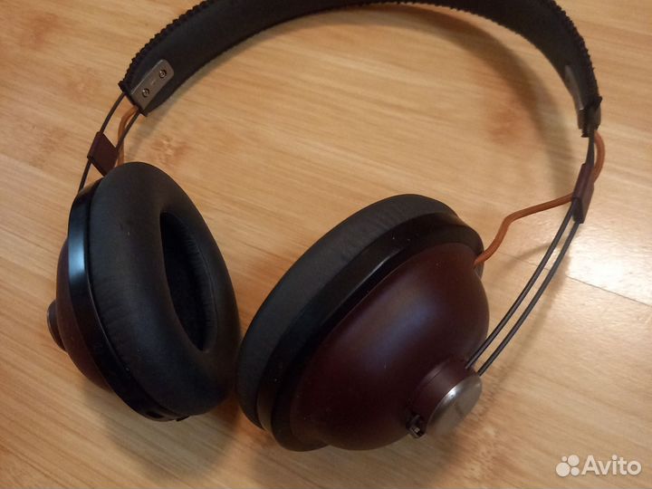 Беспроводные наушники Panasonic RP-HTX80B