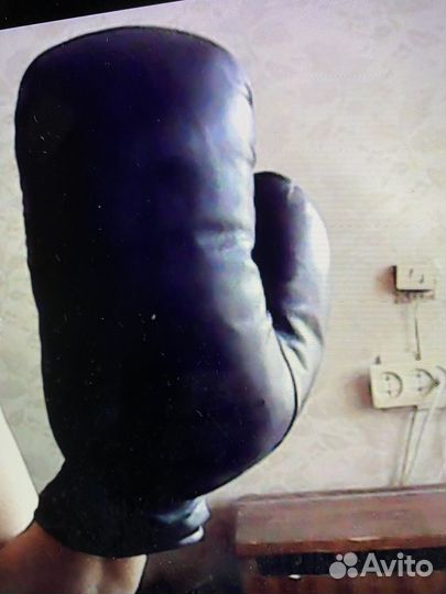 Боксерские перчатки