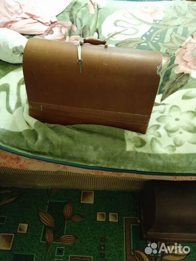 Машинка швейная