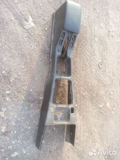 Подлокотник Nissan primera P10