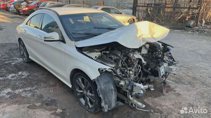 Кнопка стеклоподъемника Mercedes-Benz CLA 200 (C11