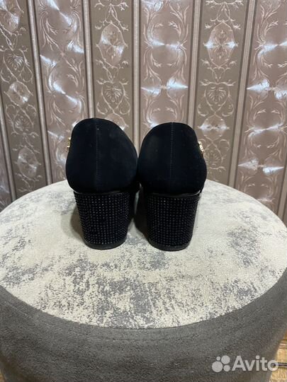 Туфли женские 35 размер