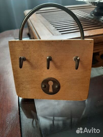 Ключник винтаж из дерева