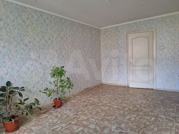 2-к. квартира, 57,3 м², 2/4 эт.